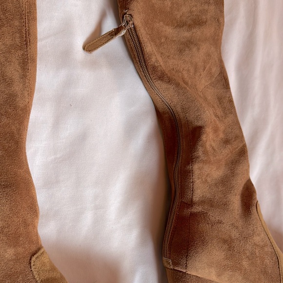 Goodnight Macaroon Marlo Suede Over the Knee Boots - Picture 2 of 13